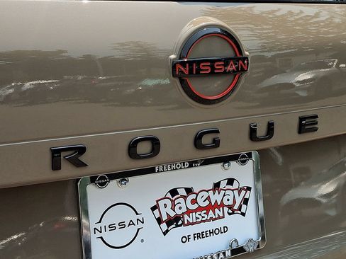 Certified 2025 Nissan Rogue SV w/ Rock Creek Premium Package AWD/4WD image 32