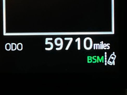 Used 2021 Toyota Camry LE w/ Cold Weather Package image 17