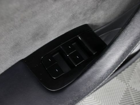 Used 2018 Tesla Model 3 Long Range RWD image 13