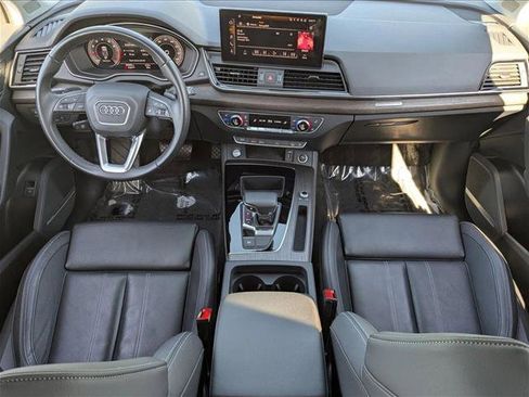 Used 2023 Audi Q5 2.0T Premium Plus w/ Premium Plus Package AWD/4WD image 16