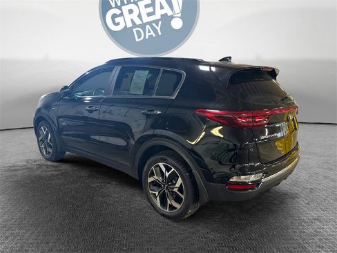 Used 2022 Kia Sportage EX image 6