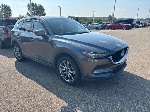 Used 2021 MAZDA CX-5 Signature AWD/4WD image 2