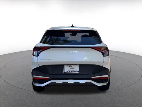 Used 2025 Kia Sportage LX image 6