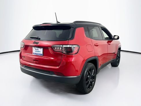 Used 2023 Jeep Compass Latitude AWD/4WD image 5