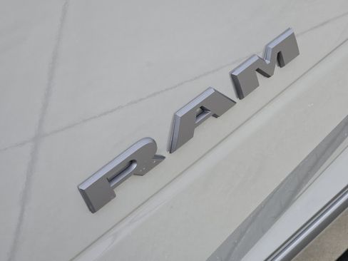 New 2026 RAM 2500 Lone Star AWD/4WD image 9