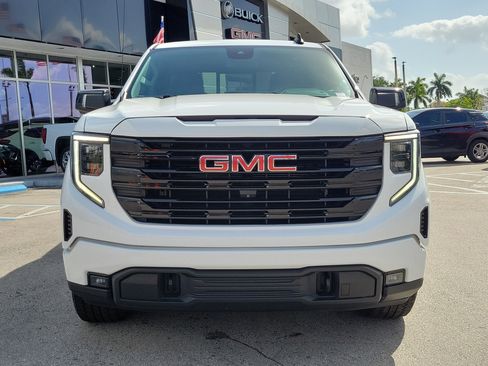 Used 2022 GMC Sierra 1500 Elevation w/ Elevation Premium Package image 2