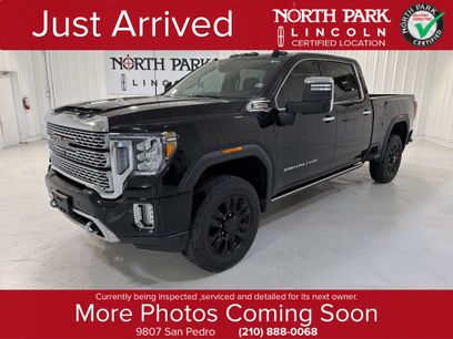 Used 2022 GMC Sierra 2500 Denali w/ Denali Black Diamond Edition