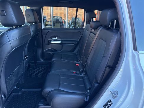 Certified 2021 Mercedes-Benz GLB 250 4MATIC image 17