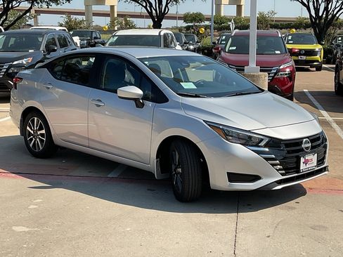 New 2025 Nissan Versa SV w/ Trunk Package image 4