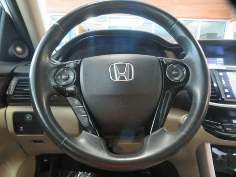 Used 2016 Honda Accord EX-L image 36