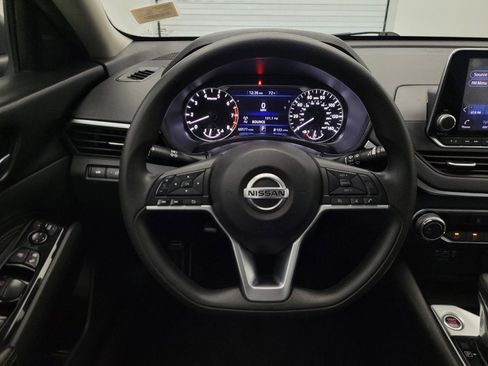 Used 2021 Nissan Altima 2.5 SV FWD image 22