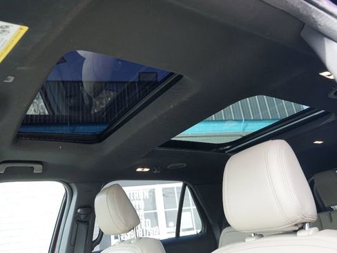 Used 2018 Ford Explorer Limited w/ Equipment Group 301A image 15