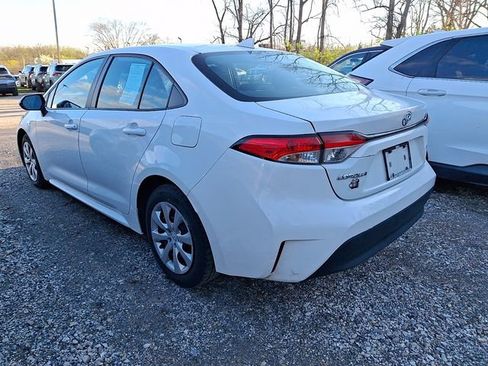 Used 2024 Toyota Corolla LE image 4
