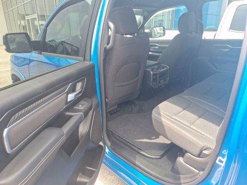 Used 2025 RAM 1500 Big Horn AWD/4WD image 3