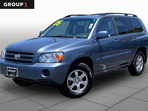 Used 2005 Toyota Highlander 4WD V6 w/ Preferred Pkg image 1