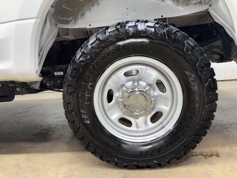 Used 2022 Ford F250 XL w/ Power Equipment Group AWD/4WD image 44