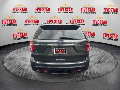 Used 2018 Ford Explorer XLT w/ Equipment Group 202A image 6