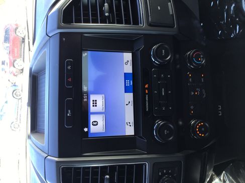Used 2019 Ford F150 XLT AWD/4WD image 14