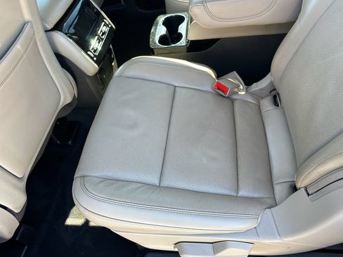 Used 2022 Lincoln Aviator Reserve w/ Equipment Group 201A AWD/4WD image 26