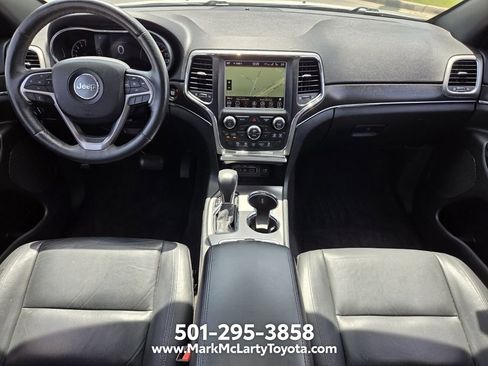 Used 2018 Jeep Grand Cherokee Limited AWD/4WD image 12