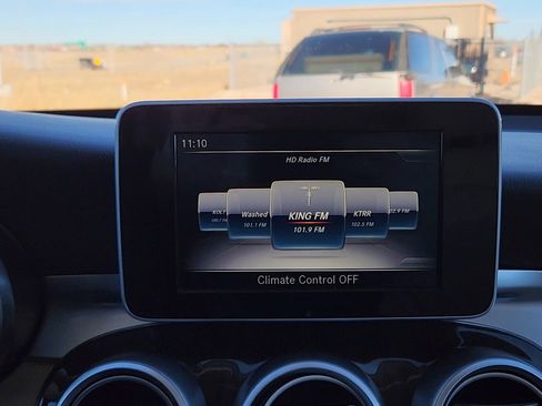 Used 2019 Mercedes-Benz GLC 300 image 14