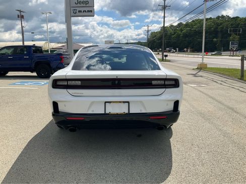New 2026 Dodge Charger R/T w/ Driver Convenience Group AWD/4WD image 4
