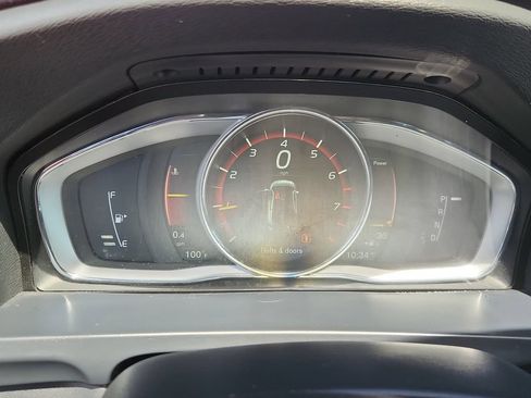 Used 2018 Volvo S60 T5 Dynamic w/ Vision Package FWD image 16