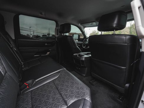Used 2024 Toyota Tundra Limited image 35