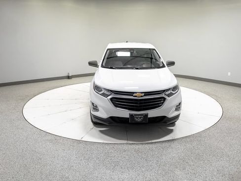 Used 2020 Chevrolet Equinox LS AWD/4WD image 24