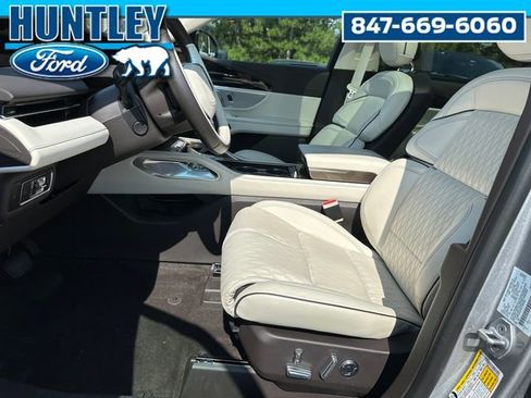 Used 2024 Lincoln Nautilus Black Label AWD/4WD image 22