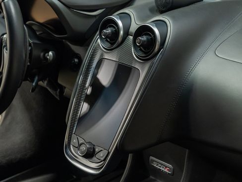 Used 2019 McLaren 570S Coupe RWD image 52