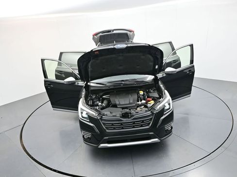 Used 2024 Subaru Forester Touring w/ POP Package 3 AWD/4WD image 40