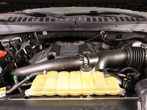 Used 2019 Ford Expedition Max XLT w/ Equipment Group 202A image 22