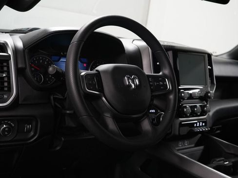 New 2026 RAM 1500 Express AWD/4WD image 21