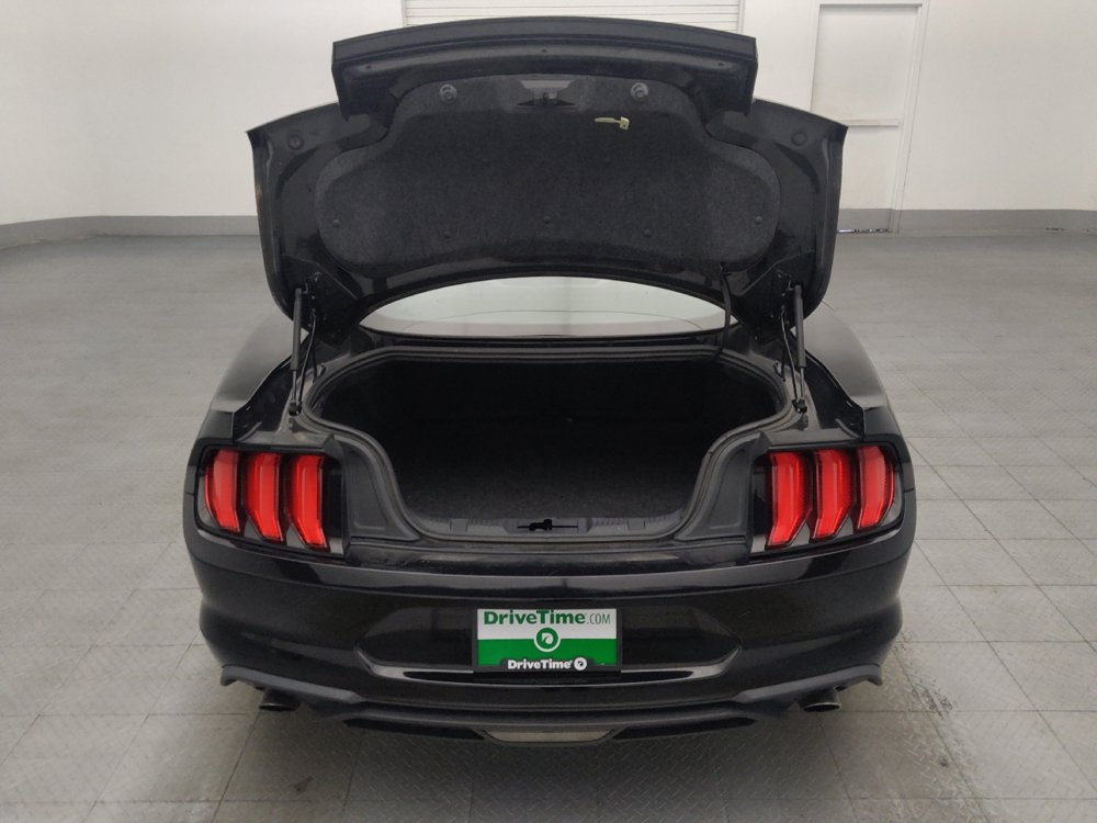 Used 2018 Ford Mustang Coupe RWD image 29