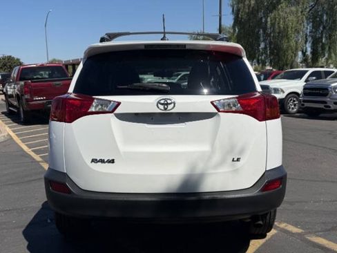 Used 2013 Toyota RAV4 XLE FWD image 4