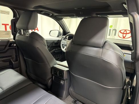 Used 2026 Toyota 4Runner 4WD image 16