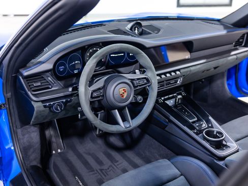 Used 2024 Porsche 911 Targa 4 GTS AWD/4WD image 36