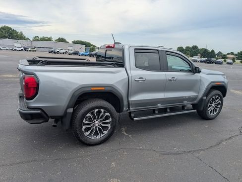 Used 2023 GMC Canyon Denali AWD/4WD image 9