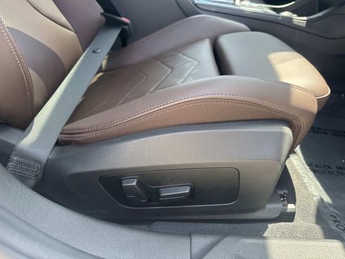 Used 2025 BMW 228i xDrive AWD/4WD image 12