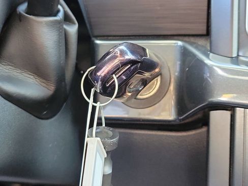 Used 2024 Ford F150 STX image 25