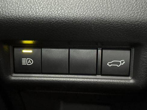 Certified 2025 Toyota Grand Highlander AWD image 32
