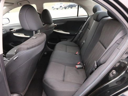 Used 2013 Toyota Corolla S image 9