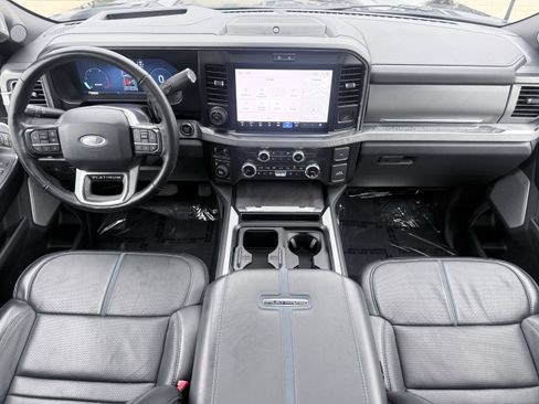 Used 2025 Ford F450 Platinum w/ FX4 Off-Road Package image 64