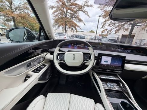 New 2026 Lincoln Nautilus Black Label image 9