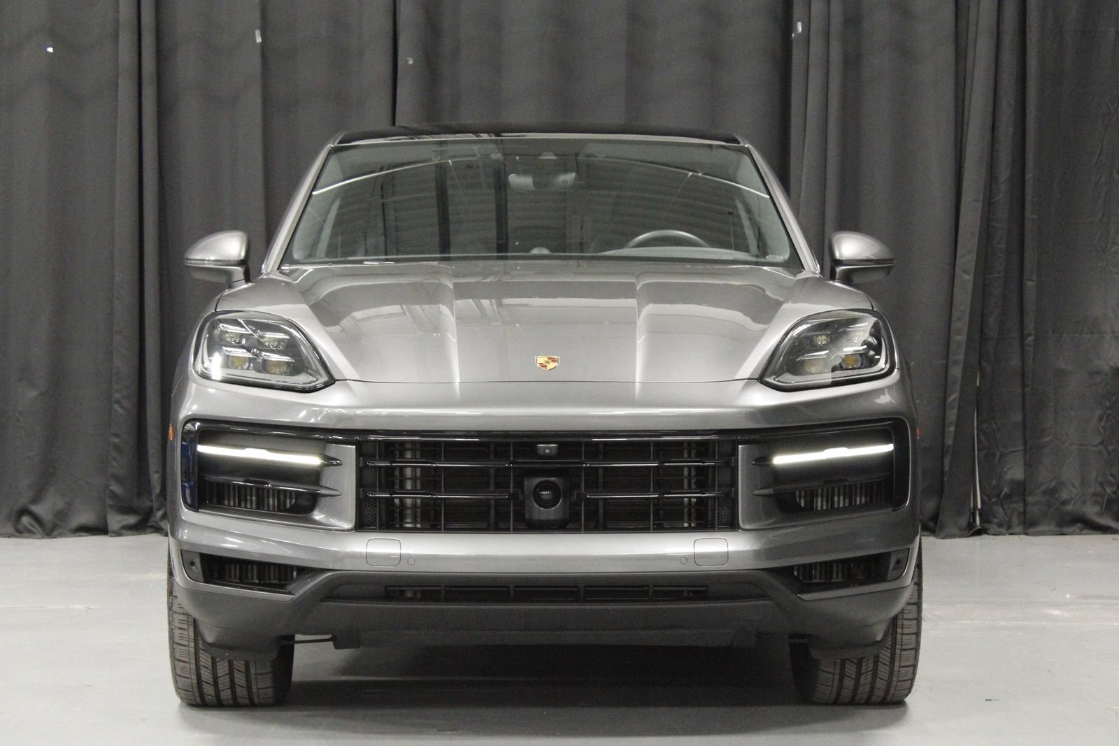 Certified 2026 Porsche Cayenne Coupe AWD/4WD image 10