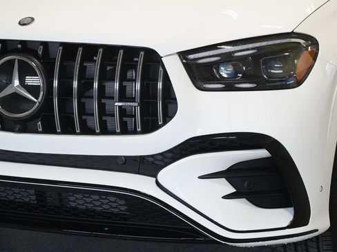 New 2026 Mercedes-Benz GLE 53 AMG 4MATIC Coupe image 8