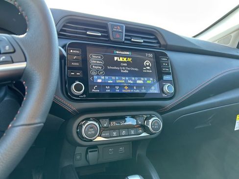 New 2025 Nissan Versa SR image 23