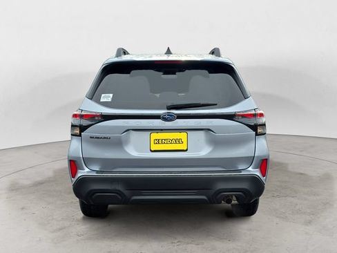 Used 2026 Subaru Forester Premium AWD/4WD image 4