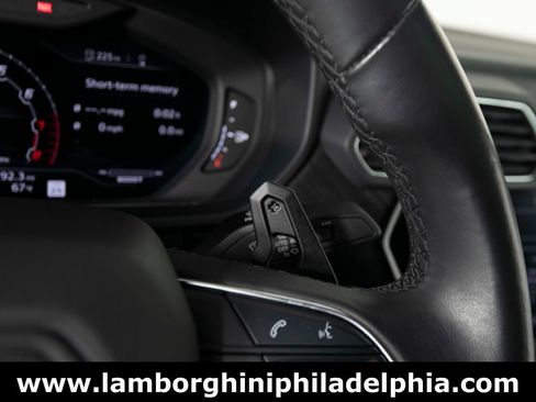 Used 2022 Lamborghini Urus AWD/4WD image 19
